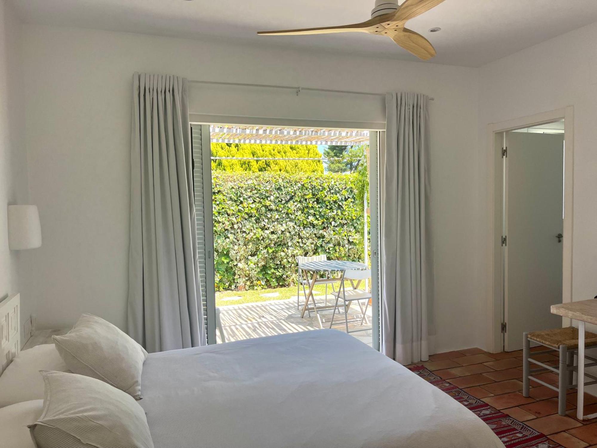 Séjour chez l'habitant Privada Independiente Con Terraza En El Tosalet *